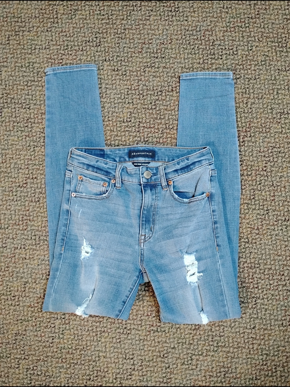 Aeropostale Women's Light Blue Distressed Skinny Jeans